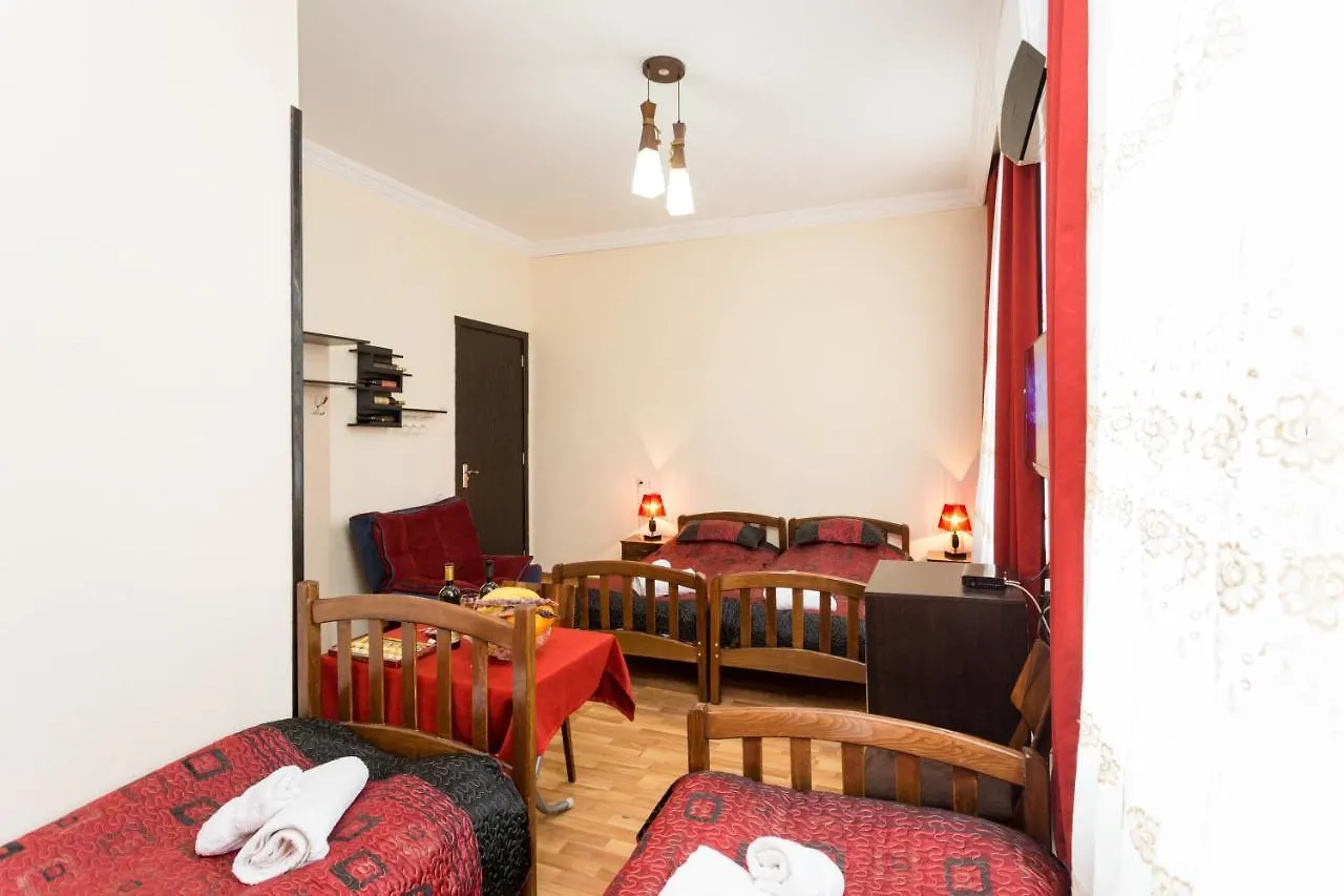 Gis Guest House Tbilisi 0*,  Georgië